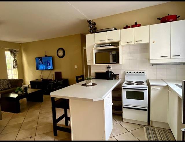 2 BEDROOM PROPERTY TO RENT IN FAERIE GLEN